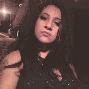 Meet your Posher, Imelda